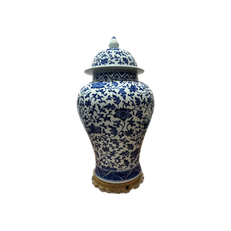 Blue and White  Porcelain Jar with Tangled branch Pattern